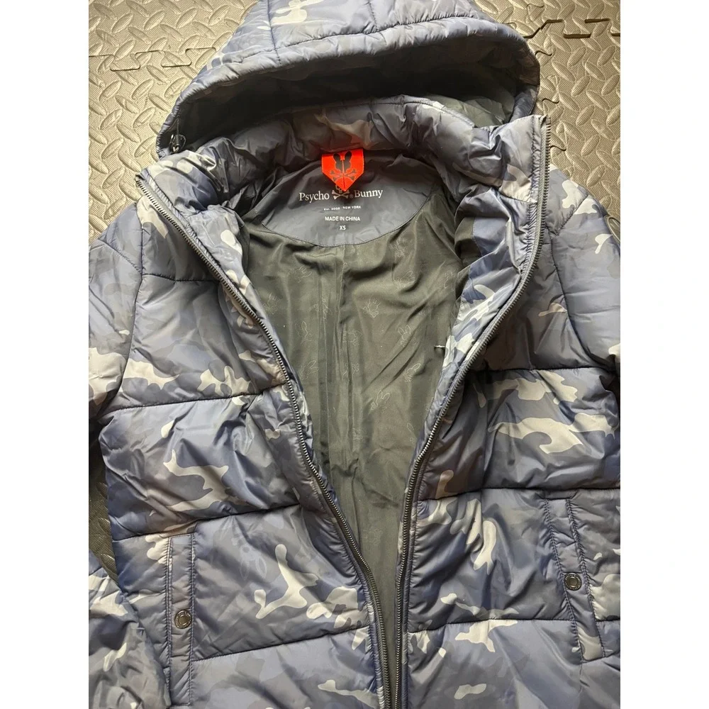 Psycho Bunny Mens Camo Hooded Puffer Jacket Blue Grey XS B6N809U1NL NEW